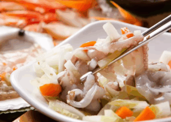 Cele mai ciudate mâncăruri din lume: curajul la farfurie