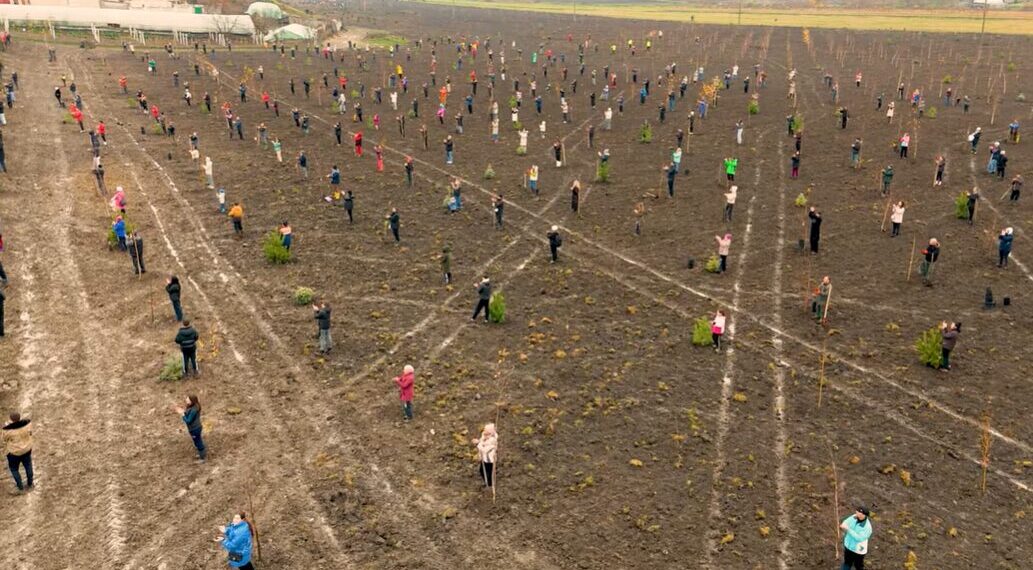 Un parc de suflet pentru comunitatea din Negureni! Emilian Crețu: Vă mulțumesc din suflet tuturor…