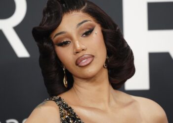 Cardi B își întâmpină al patrulea copil, primul alături de iubitul Stefon Diggs