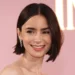 Lily Collins, vedeta numărului de decembrie ELLE: un nou început, între modă, maternitate și reinventare
