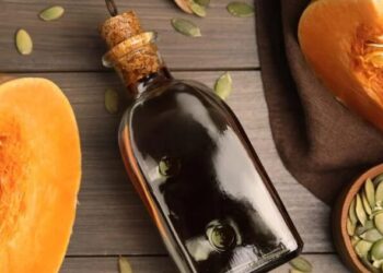 Uleiul de semințe de dovleac – remediul natural care ar putea reduce căderea părului