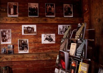 Concert-requiem în PMAN: Expoziția „Teroarea de stat în Moldova sovietică” se încheie pe 6 iulie