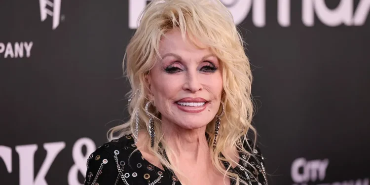 Dolly Parton a murit la 80 de ani